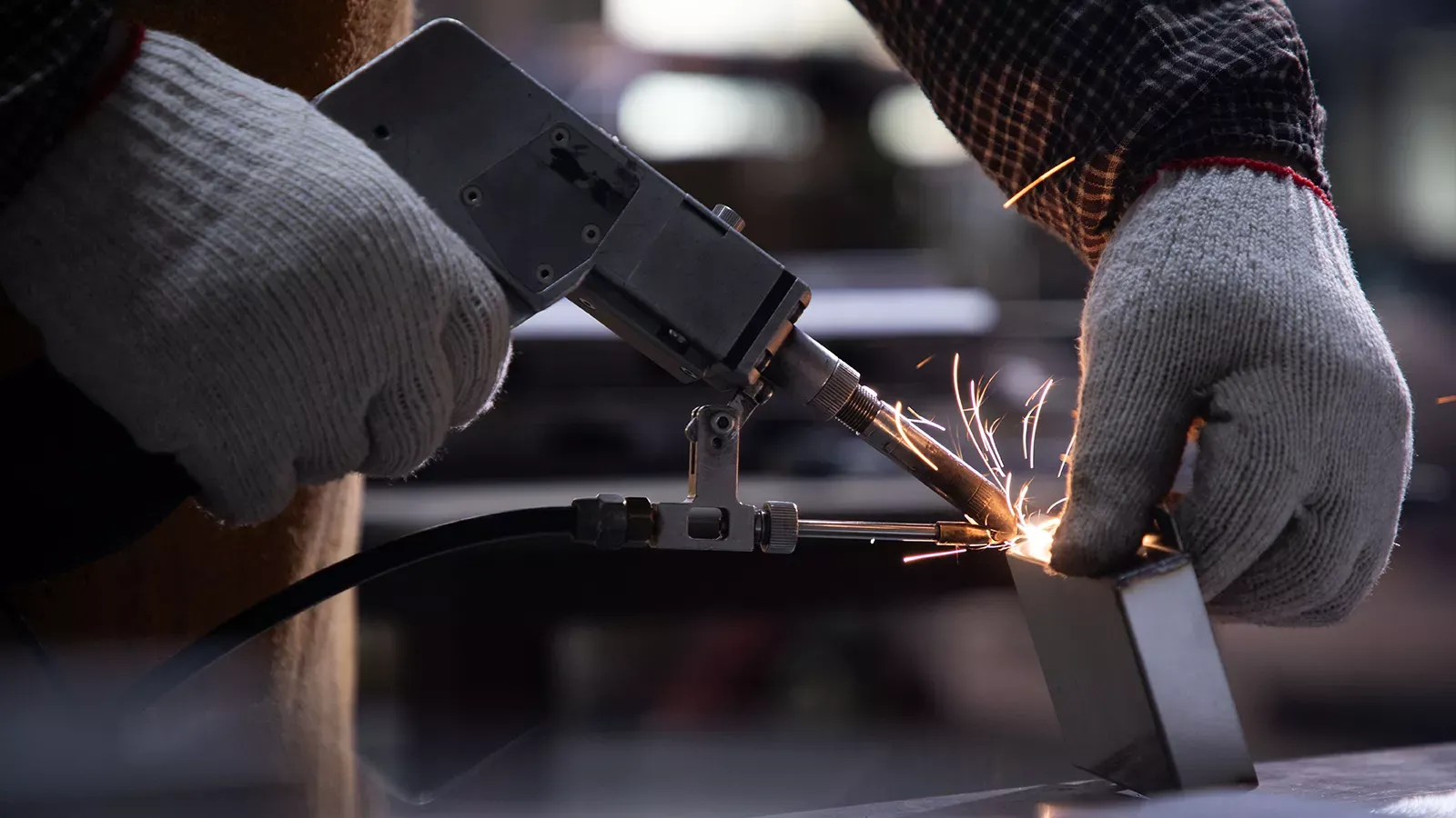Welding sheet metal components
